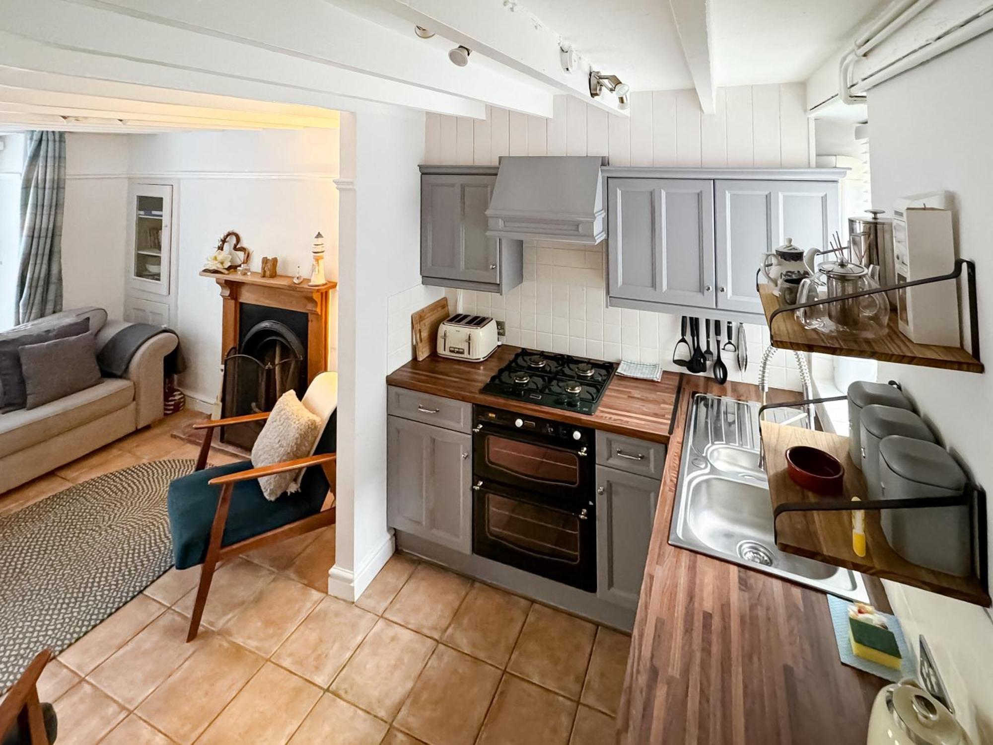 Driftwood Villa Абърдифи Екстериор снимка